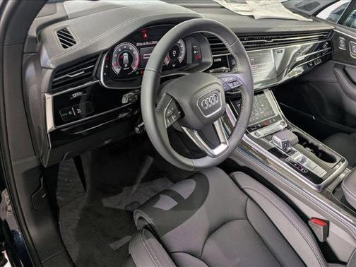 2025 Audi Q7 55 Prestige