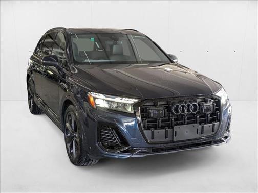 2025 Audi Q7 55 Prestige