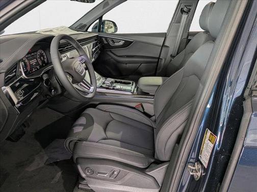 2025 Audi Q7 55 Prestige
