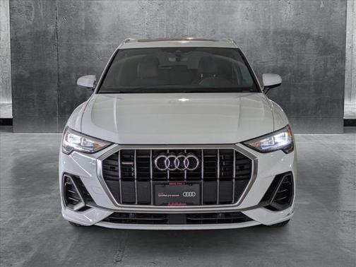 2022 Audi Q3 45 S line Premium
