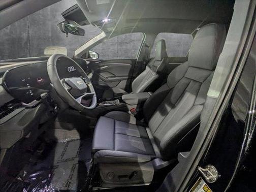 2025 Audi Q6 e-tron Premium Plus quattro