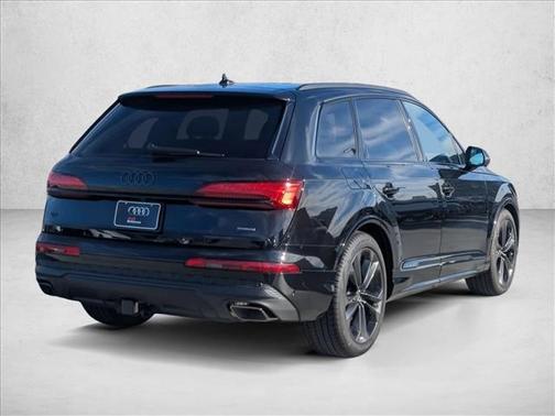 2026 Audi Q7 55 Premium Plus
