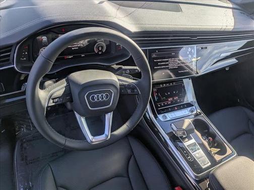 2026 Audi Q7 55 Premium Plus