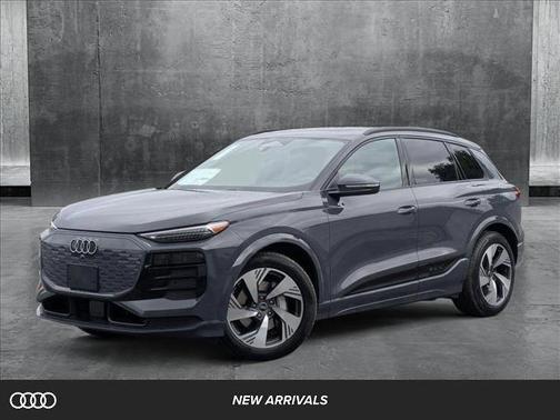 2025 Audi Q6 e-tron Prestige quattro
