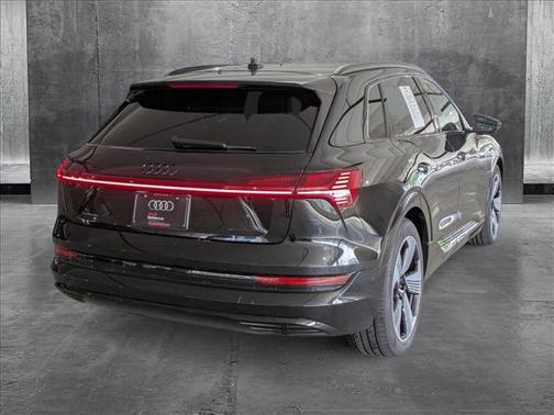2023 Audi e-tron Premium Plus quattro