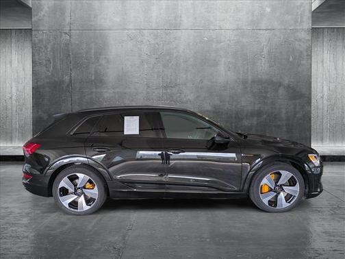 2023 Audi e-tron Premium Plus quattro