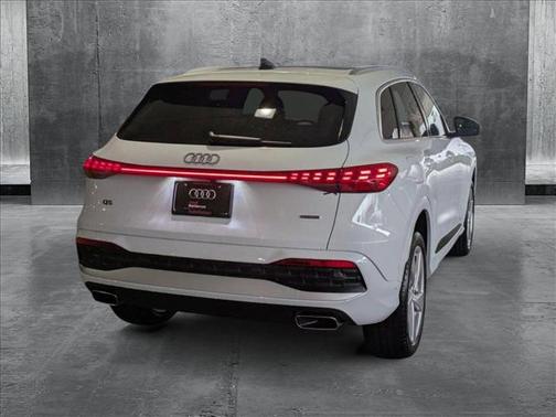 2025 Audi Q5 Premium Plus