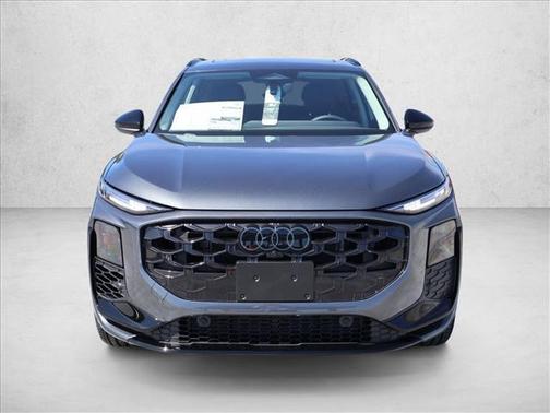 Daytona Gray Pearl Effect 2026 Audi Q3 TFSI quattro S tronic