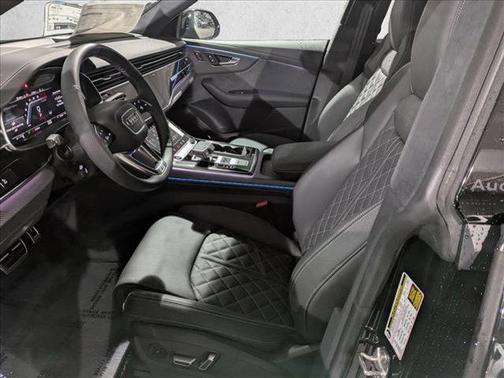 2026 Audi SQ8 4.0T Prestige