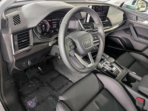 2025 Audi Q5 55 S line Premium Plus
