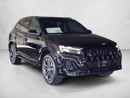Mythos Black Metallic 2026 Audi Q7 45 Premium
