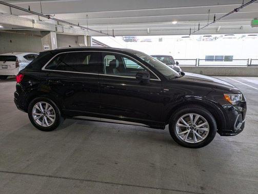 2022 Audi Q3 45 S line Premium