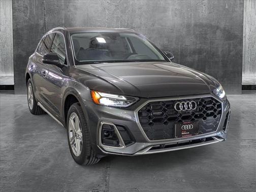 2025 Audi Q5 55 S line Premium Plus