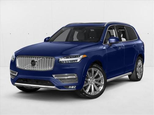 2016 Volvo XC90 T6 Momentum