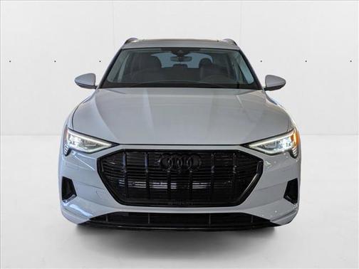 2023 Audi e-tron Premium Plus quattro