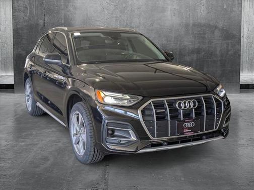 2023 Audi Q5 40 Premium Plus