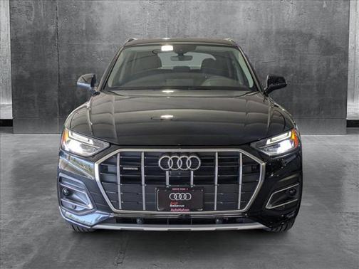 2023 Audi Q5 40 Premium Plus