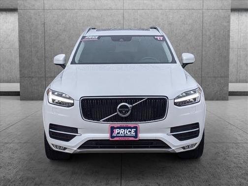 Photo 2 of 26 of 2017 Volvo XC90 T6 Momentum
