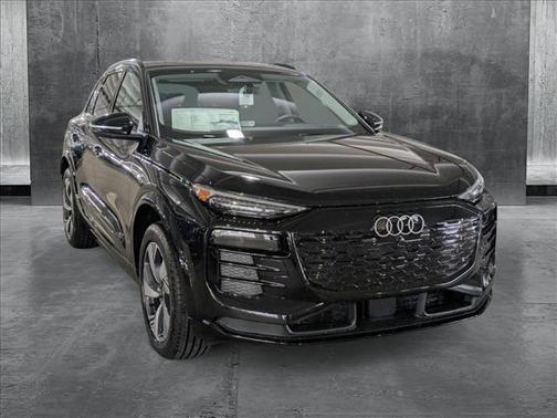 2025 Audi Q6 e-tron Premium Plus quattro