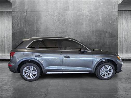 2023 Audi Q5 45 S line Premium