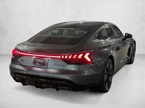 2026 Audi S e-tron GT Prestige quattro