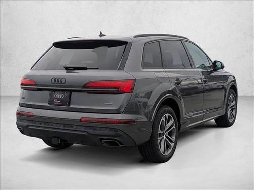 2026 Audi Q7 45 Premium Plus