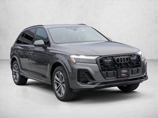 2026 Audi Q7 45 Premium Plus