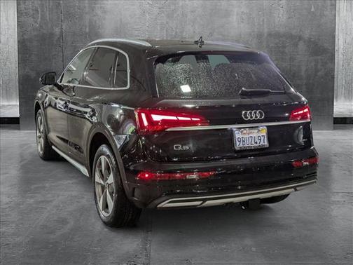 2022 Audi Q5 40 Premium