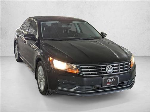 2017 Volkswagen Passat 1.8T SE