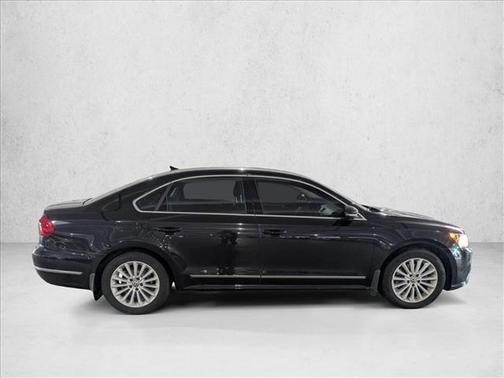 2017 Volkswagen Passat 1.8T SE