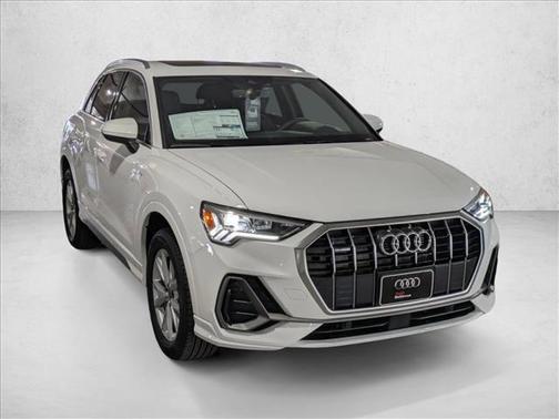2025 Audi Q3 Premium 45 TFSI S line quattro Tiptronic