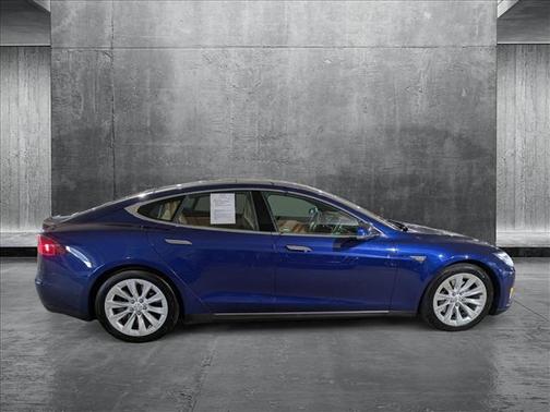 2016 Tesla Model S 90D