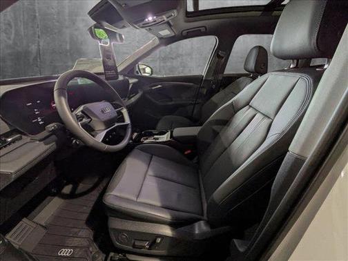 2025 Audi Q6 e-tron Premium quattro
