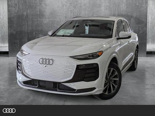 2025 Audi Q6 e-tron Premium quattro