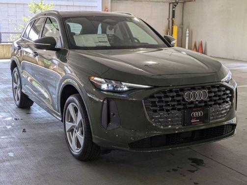 2025 Audi Q5 Premium Plus