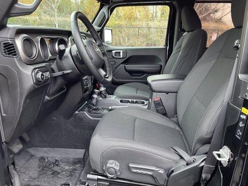 2020 Jeep Wrangler Sport for sale in Bellevue, WA - image 12