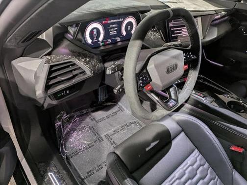 2026 Audi RS e-tron GT quattro