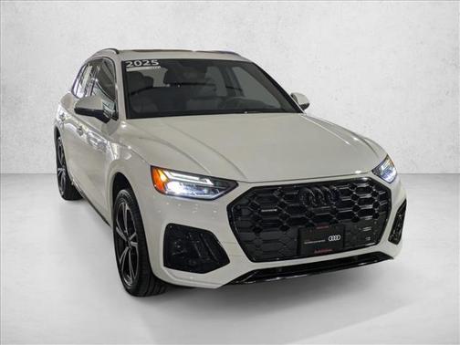 2025 Audi Q5 45 S line Premium Plus