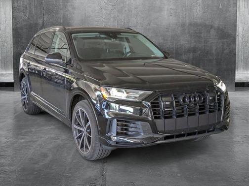 2023 Audi Q7 55 Premium Plus