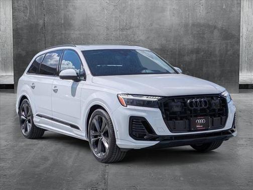 2025 Audi Q7 55 Prestige
