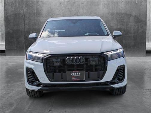 2025 Audi Q7 55 Prestige