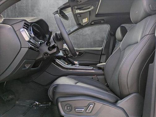 2025 Audi Q7 55 Prestige