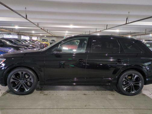 2026 Audi Q7 55 Premium Plus