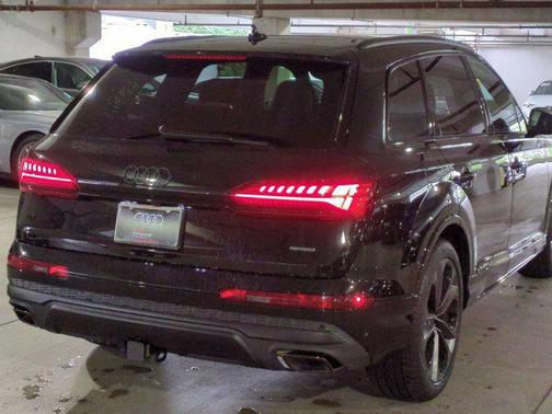 2026 Audi Q7 55 Premium Plus