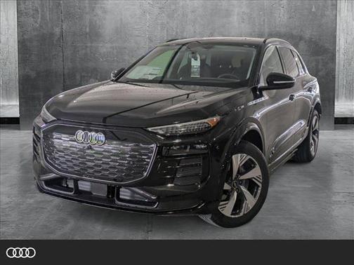 2025 Audi Q6 e-tron Premium Plus quattro