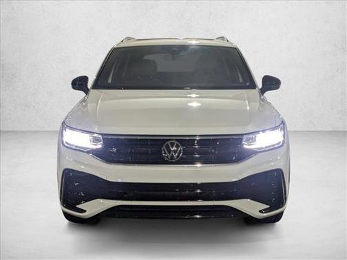 2024 Volkswagen Tiguan 2.0T SE R-Line Black 4MOTION