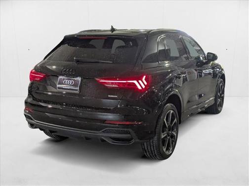 2025 Audi Q3 45 S line Premium Plus