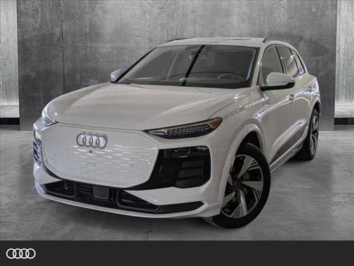 2025 Audi Q6 e-tron Premium Plus quattro