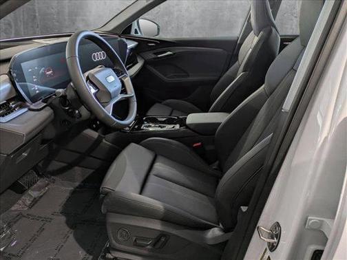 2025 Audi Q6 e-tron Premium Plus quattro