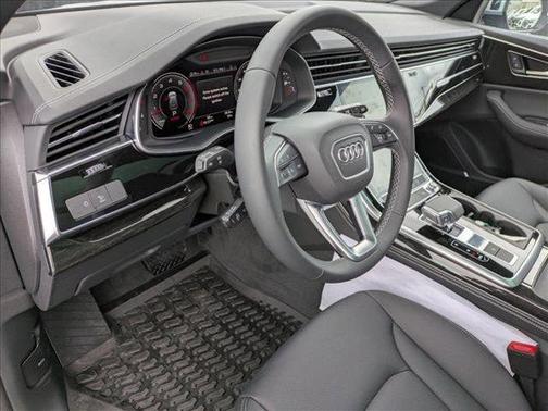 2025 Audi Q8 55 Premium Plus